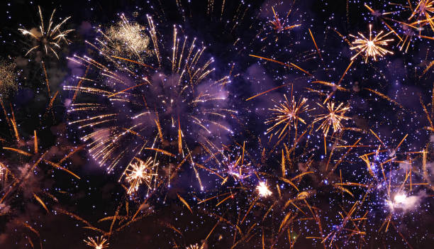 Bangalore Family Cracker Combo Guide: Choose the Right Pack for Your Budget